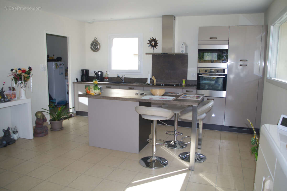 Maison à L'HOSPITALET-DU-LARZAC