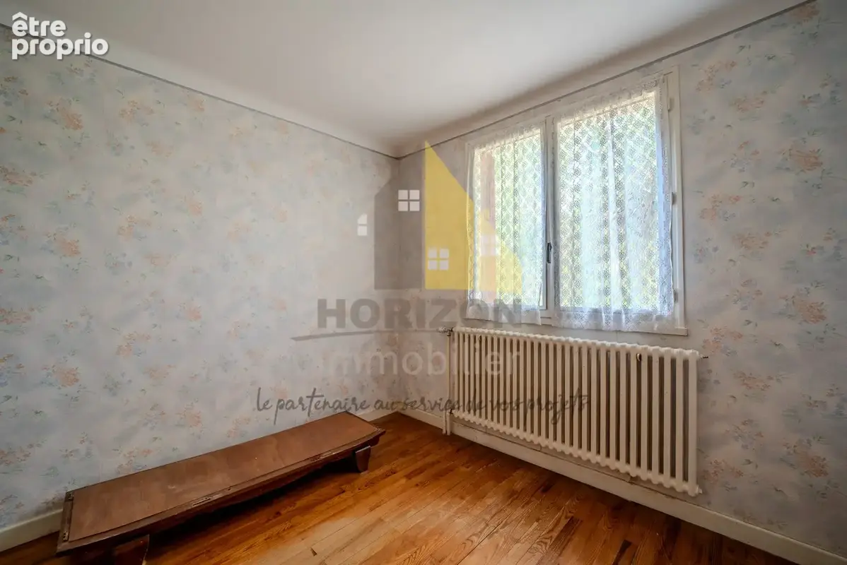 Grande maison familiale sur sous-sol complet, terrain constructible et vue sur les vignes ! - photo 6