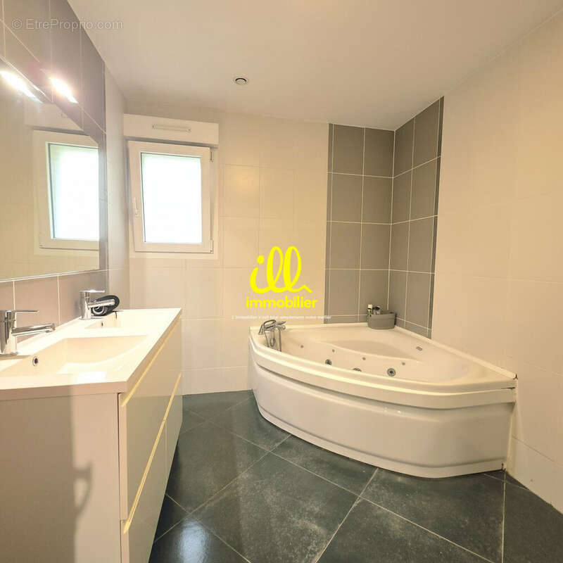 Maison 103 m² à Bogny-Sur-Meuse  - photo 3