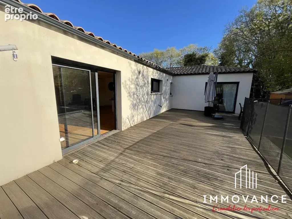 Photo Maison à Sainte-Croix-De-Quintillargues au prix de 399 000€