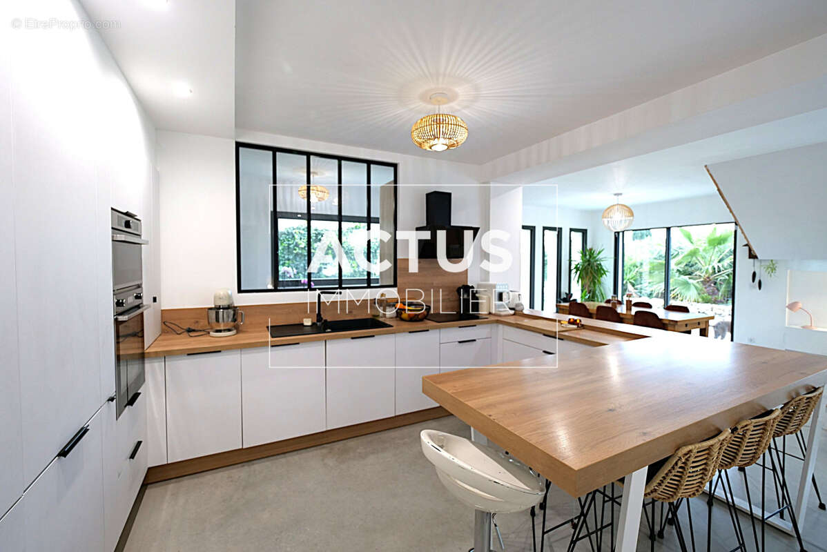 Maison à SALON-DE-PROVENCE