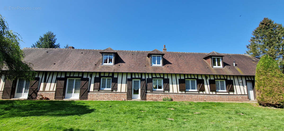 Autre à NEUFCHATEL-EN-BRAY