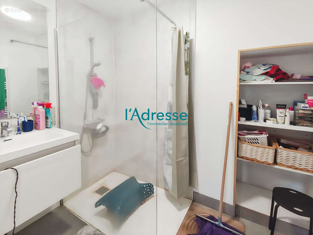 Maison à LE MESNIL-EN-VALLEE