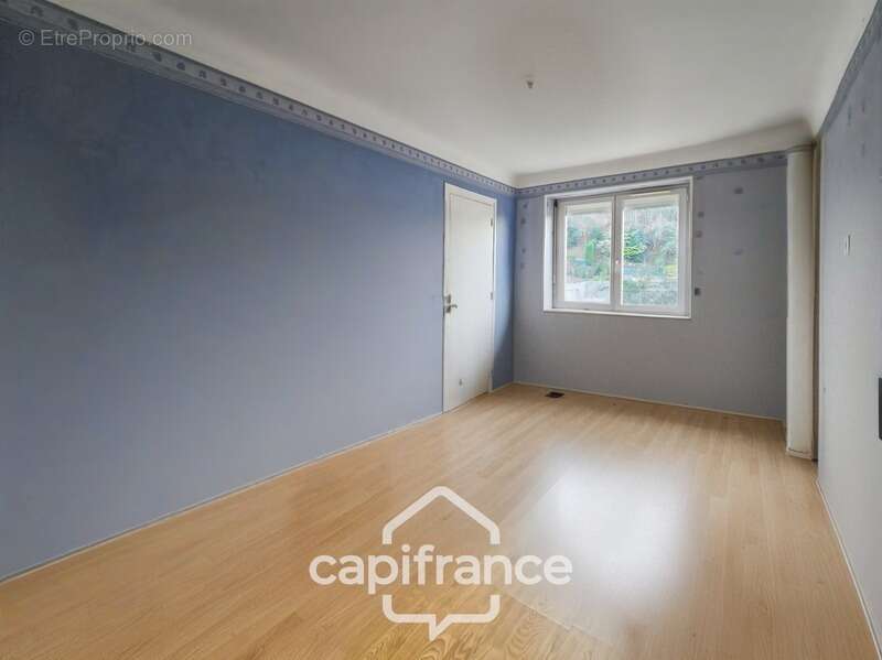 Maison à SAINT-SORLIN-EN-VALLOIRE