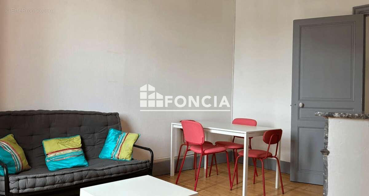 Appartement T2, environ 47 m2, plein centre de Cahors - photo 2