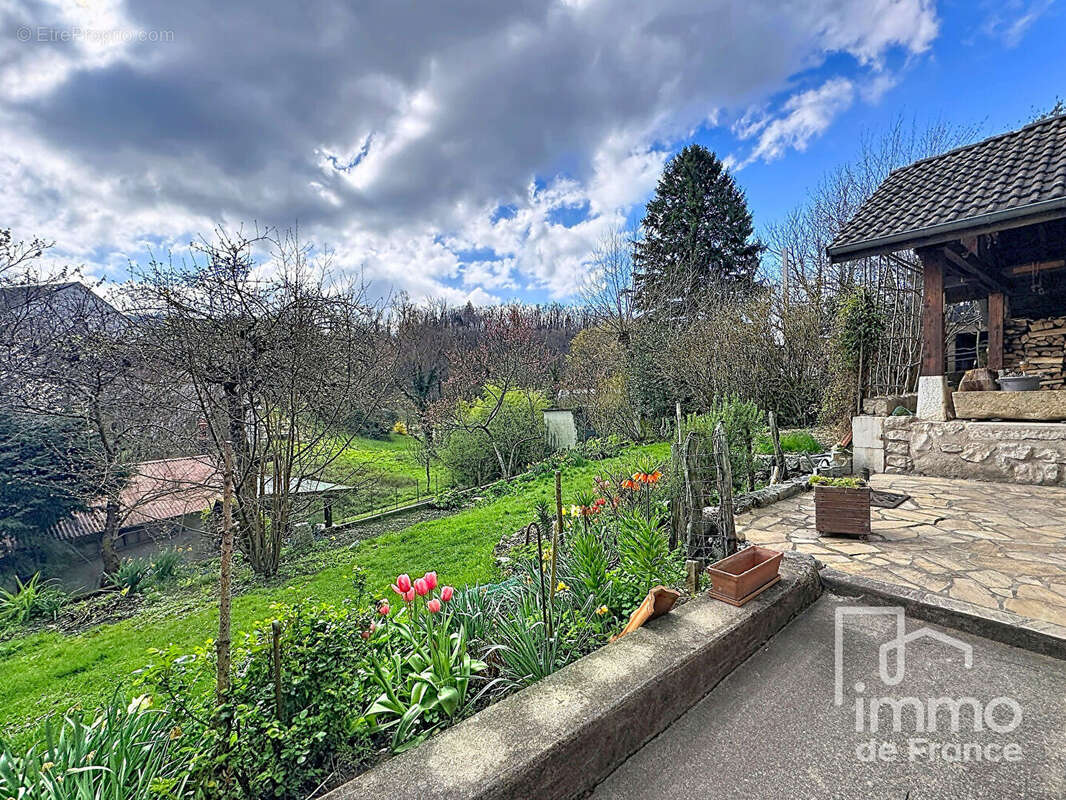 Maison à LANCRANS