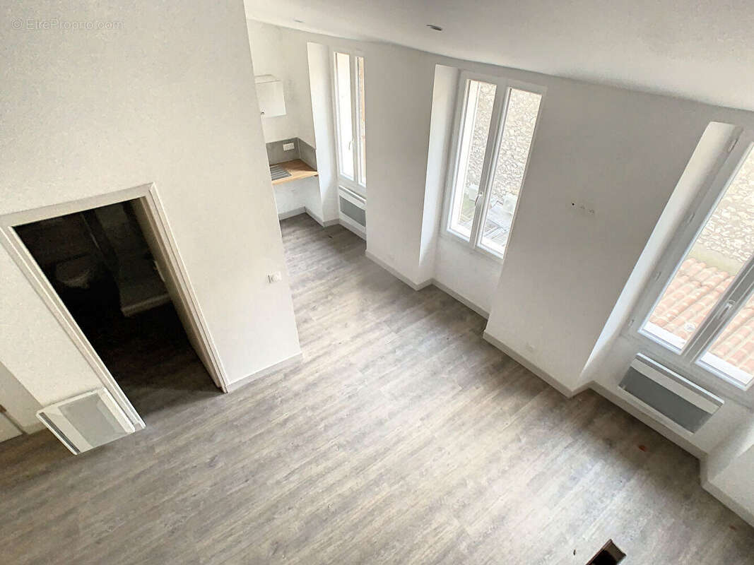 Appartement à MARSEILLE-6E