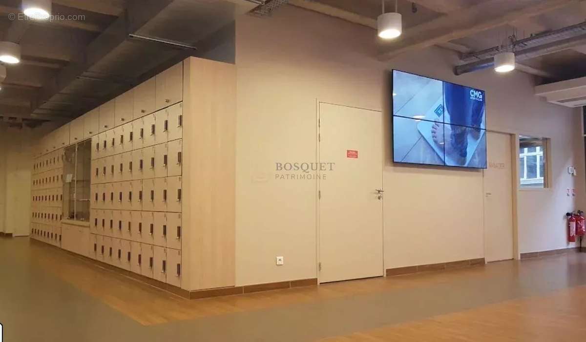 Commerce à PARIS-17E