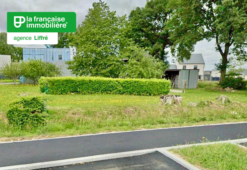 Terrain à LIFFRE
