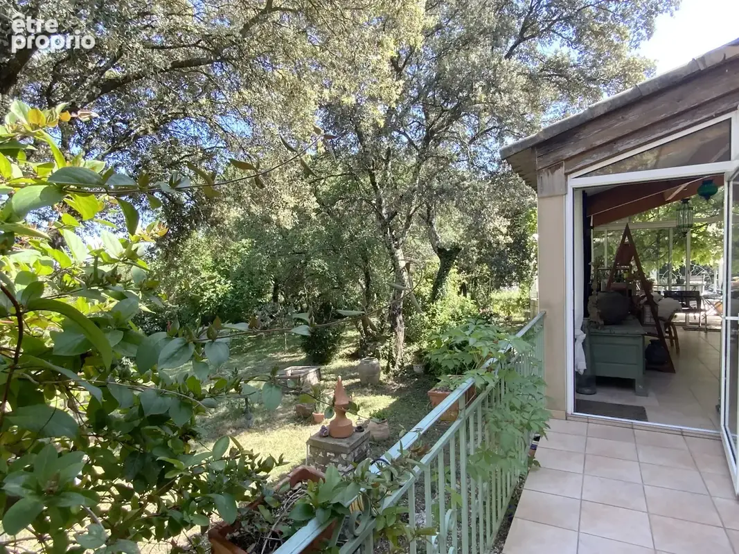 Villa de 175 m2 entourée de nature sur un terrain de 4900 m2. - photo 12