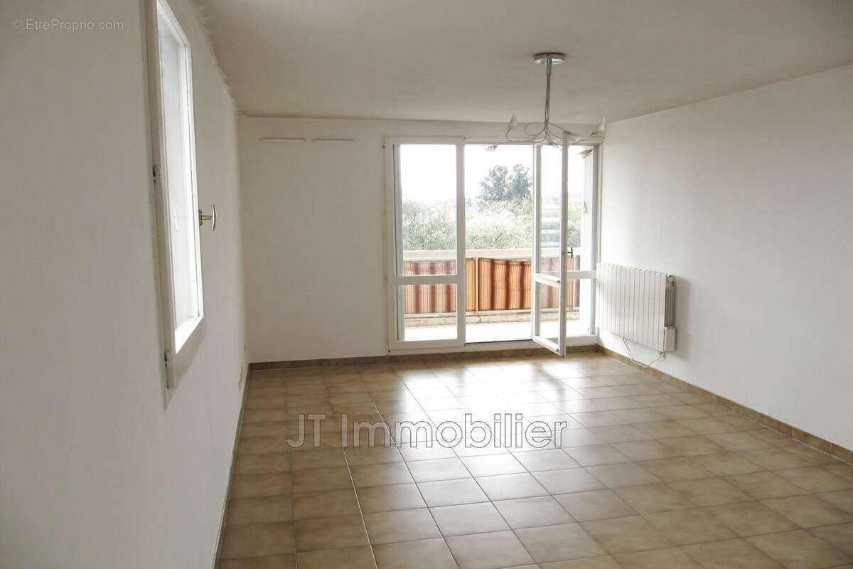 Appartement à VILLENEUVE-LOUBET