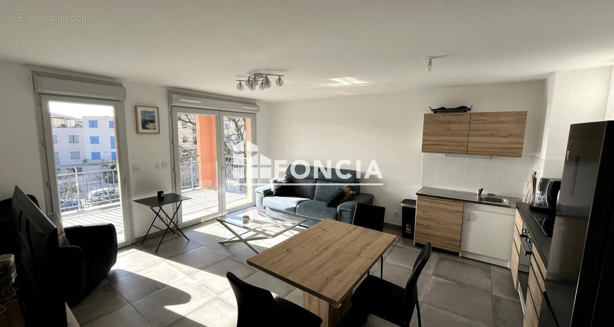 Appartement à BORMES-LES-MIMOSAS