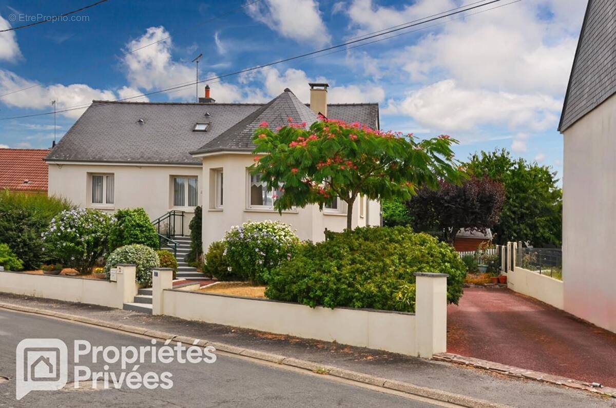 Maison à ENTRAMMES