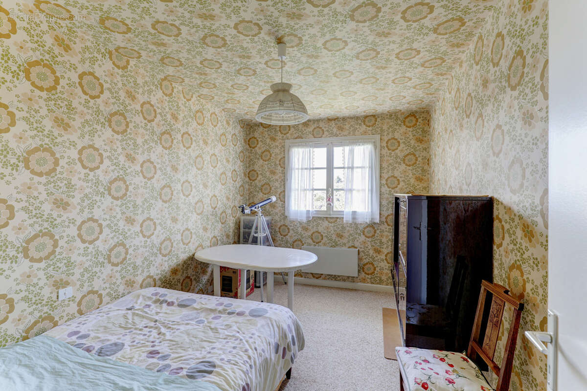 Maison à MAZAYE