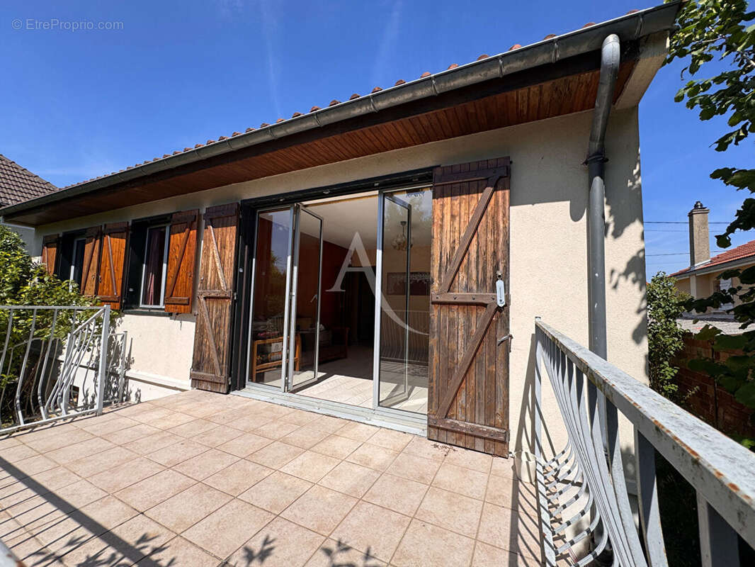 Maison à CONFLANS-SAINTE-HONORINE