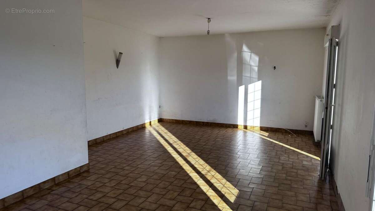 Maison Saint Julien De Vouvantes 7 pièce(s) 161 m2 - photo 4