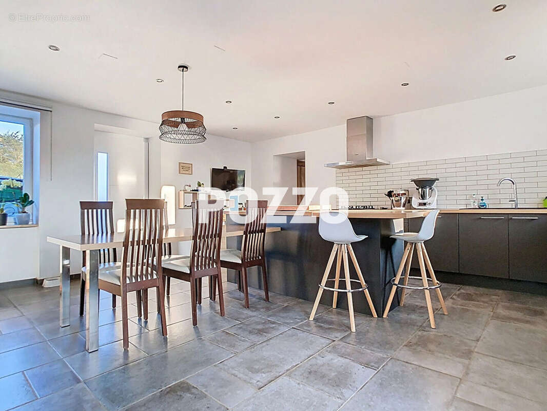 A vendre - belle maison renovee - pontorson - photo 3