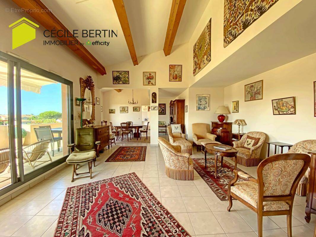 Appartement à ARLES