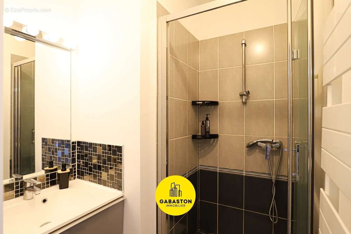 Appartement à MARSEILLE-12E