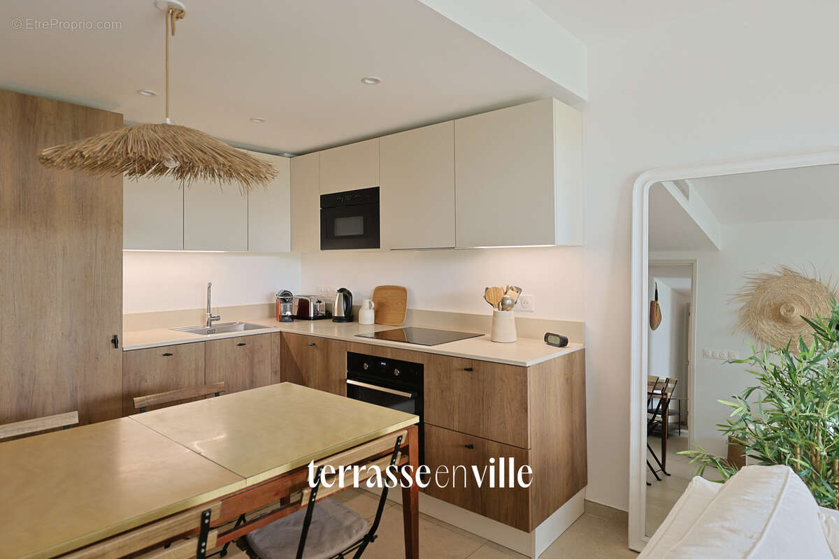 EXCLUSIVITE - Cap Brun, TOULON -  APPARTEMENT T3  avec 145 m2 de jardin - Résidence sécurisée, calme - photo 5