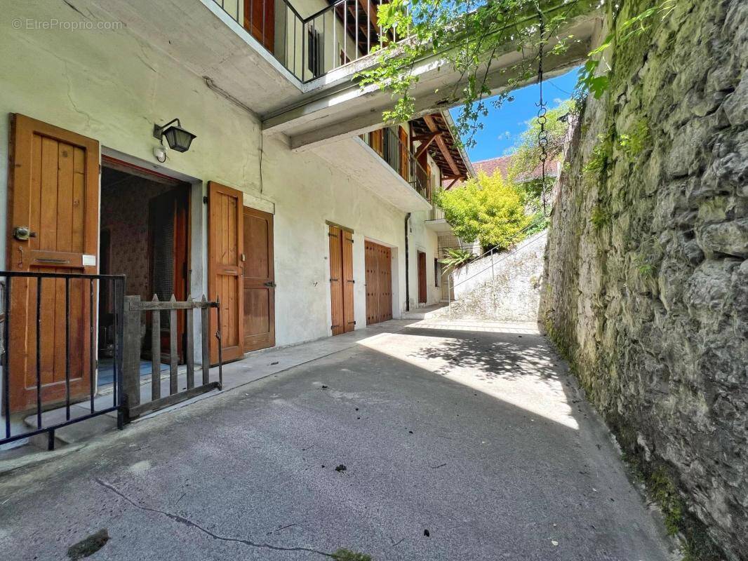 Appartement à LE PONT-DE-BEAUVOISIN