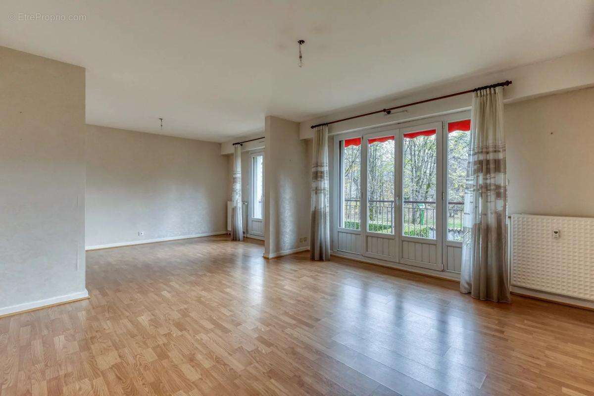 Appartement à ECHIROLLES