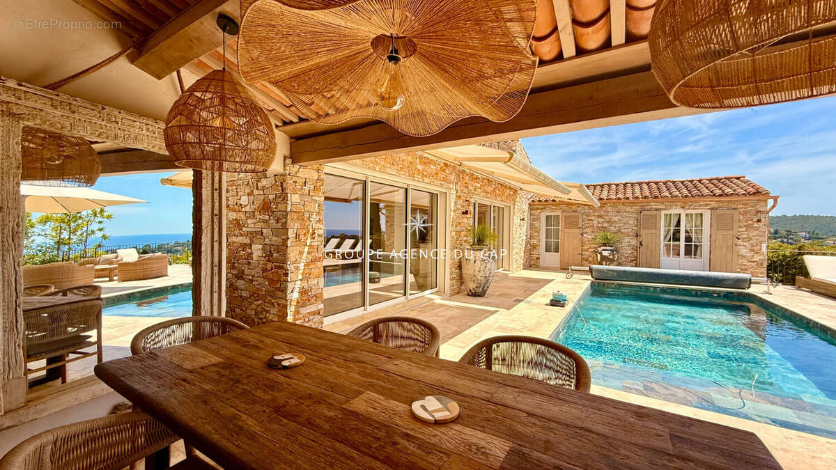 Maison à LES ISSAMBRES