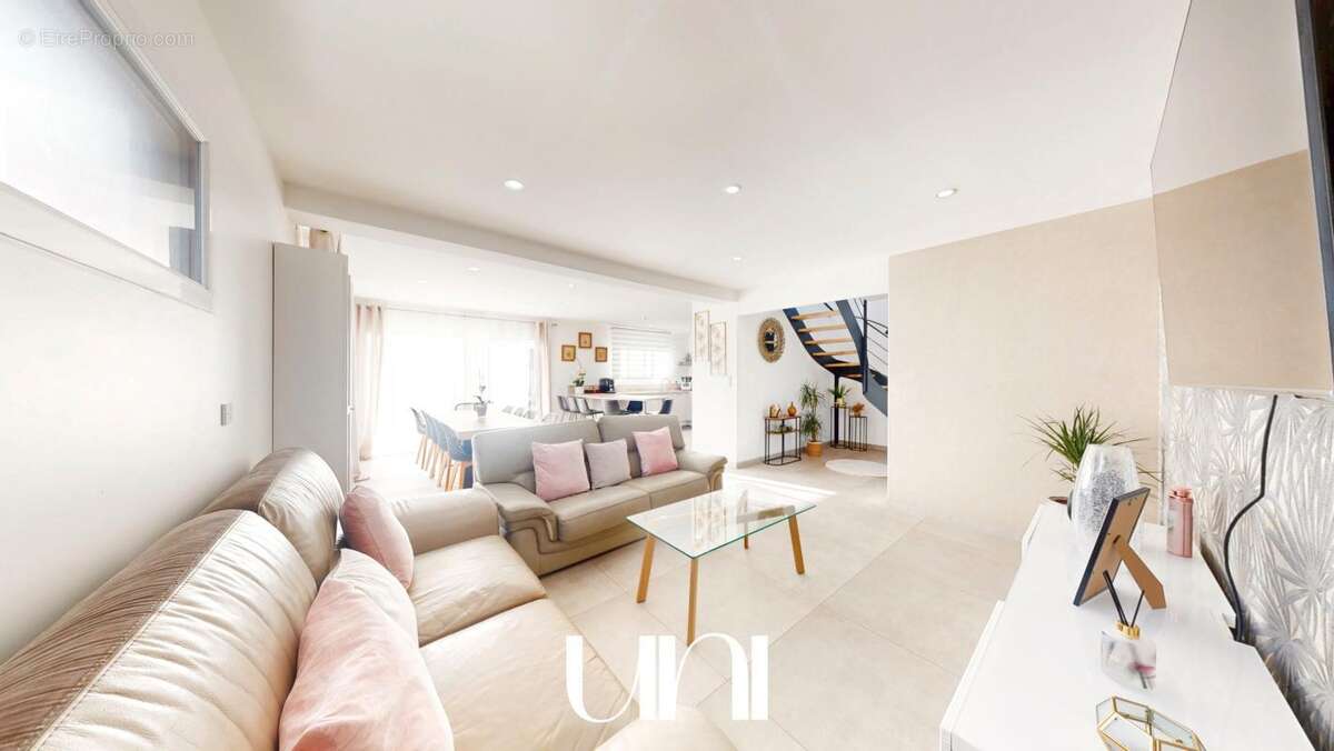 Belle maison neuve T6 de 164m² (148m² habitable) sur 489 m² de terrain - photo 16