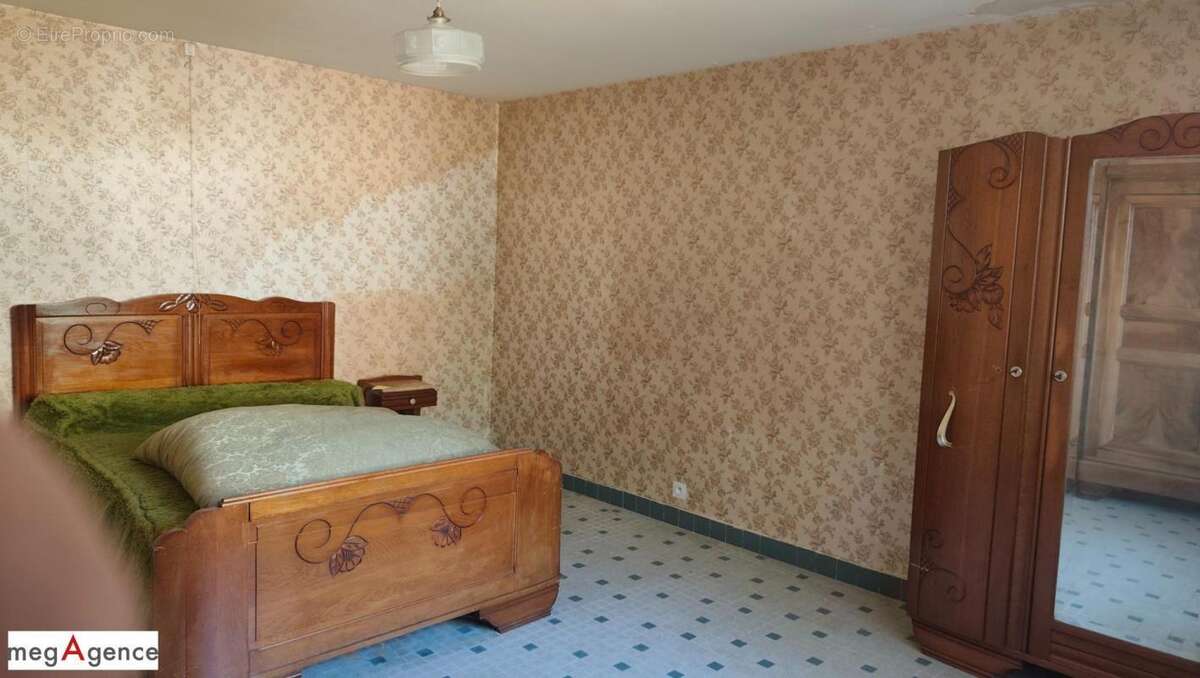 Longère, grange, écurie, puits, cave sur 16 490 m² clos - photo 5