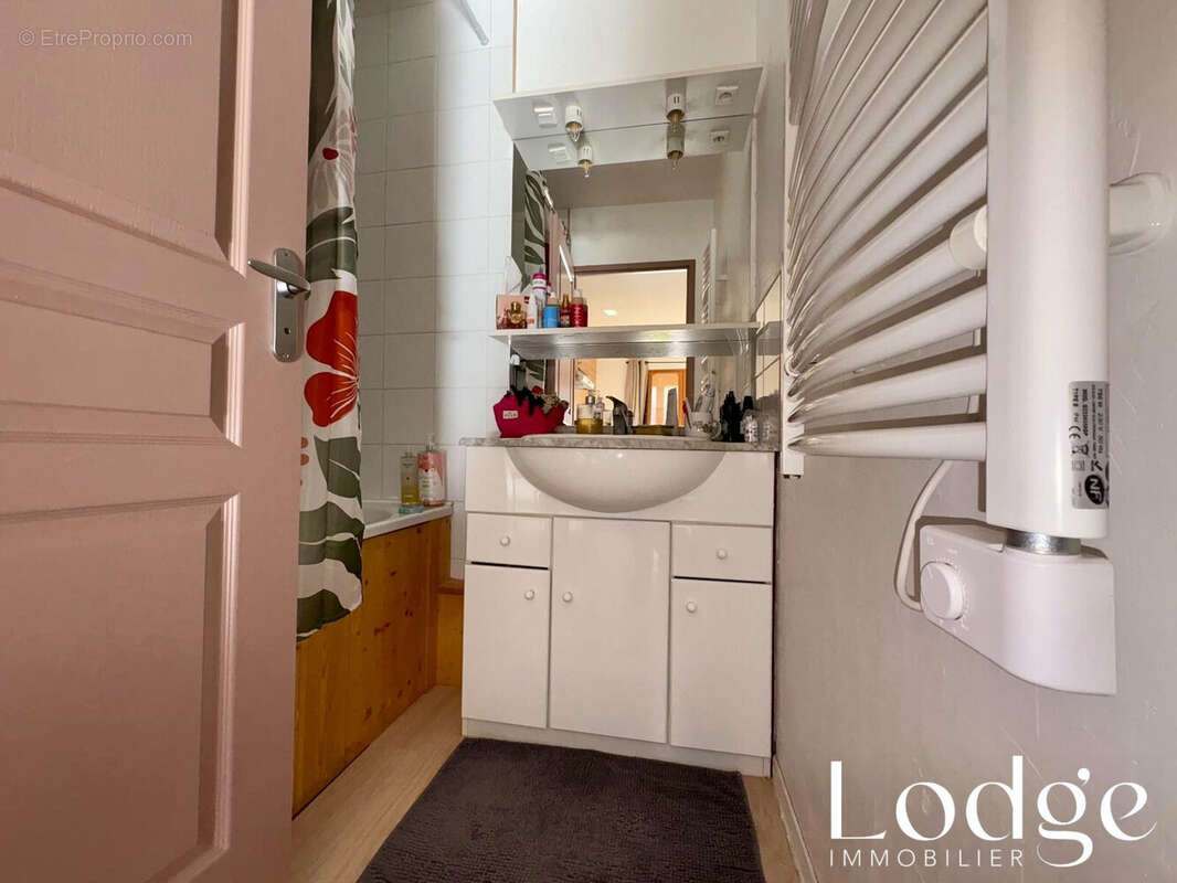 Appartement à PELVOUX