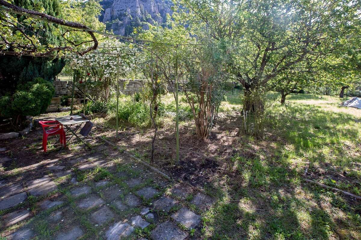 Maison à GUILLAUMES