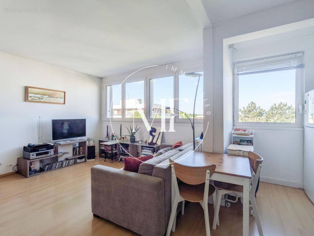 Appartement à RUEIL-MALMAISON