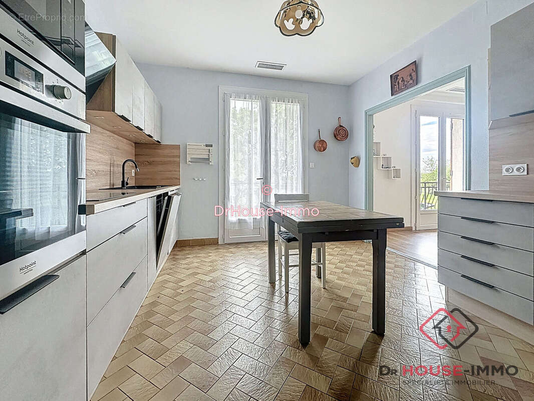 Maison 115 m² à Saint-Pardoux-La-Riviere  - photo 18