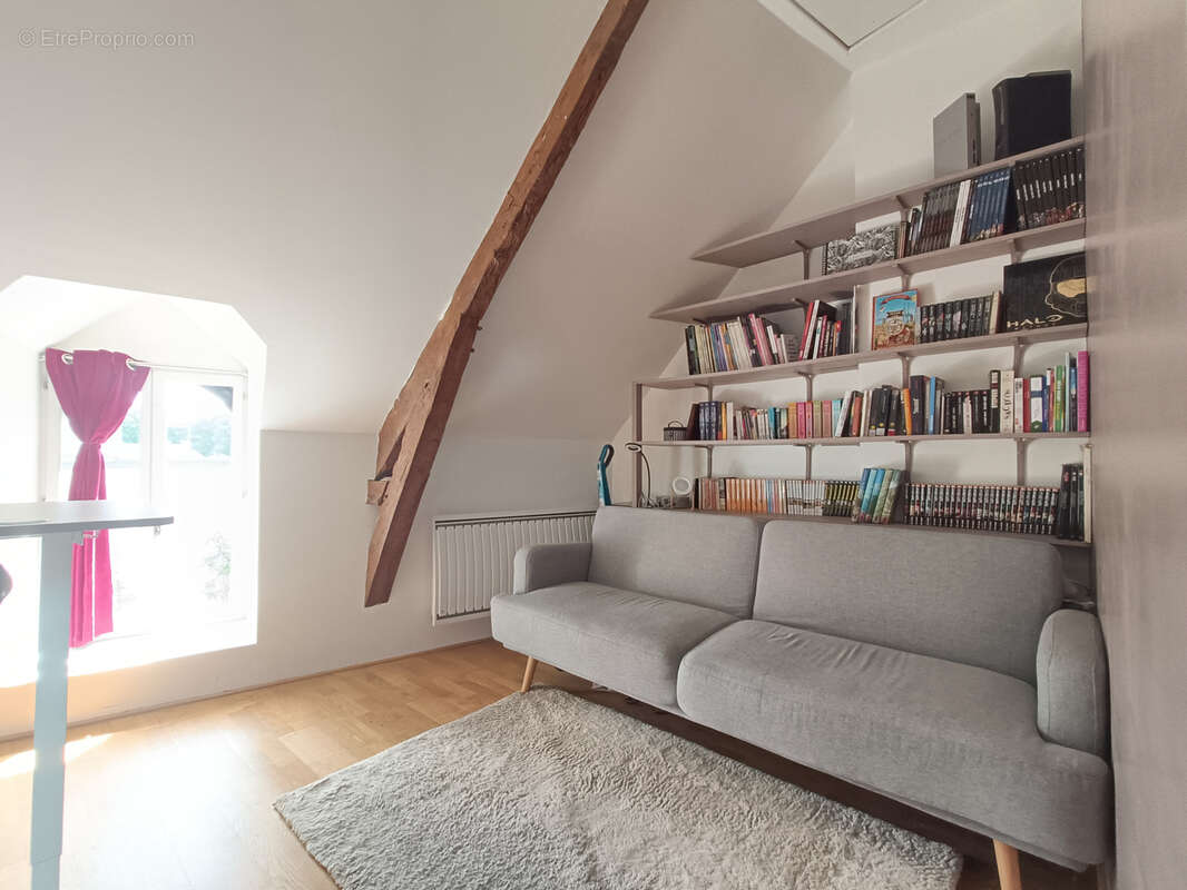 Maison à SAINT-ERBLON