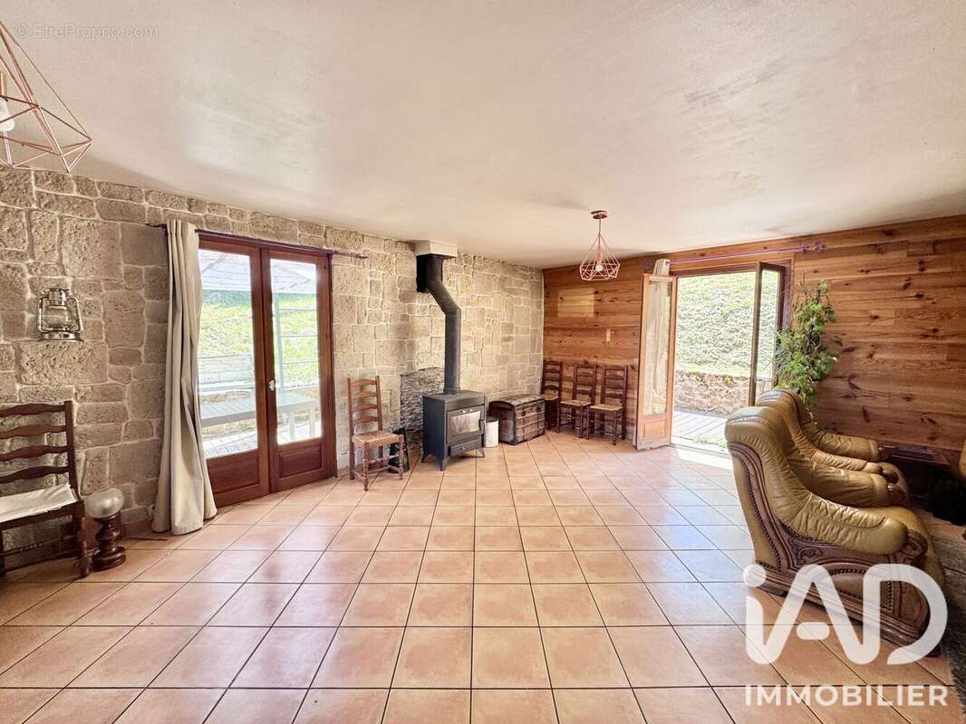 Maison 120 m² à Valfleury  - photo 3
