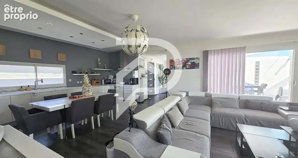 Maison 5 pièces 145 m2  terrain et grand garage - photo 2