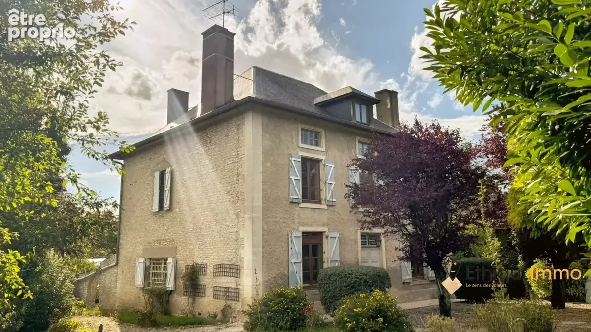 Maison à MONTIER-EN-L'ISLE