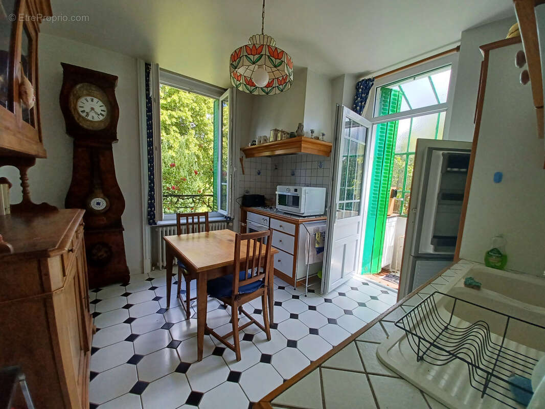 Maison à MAURIAC