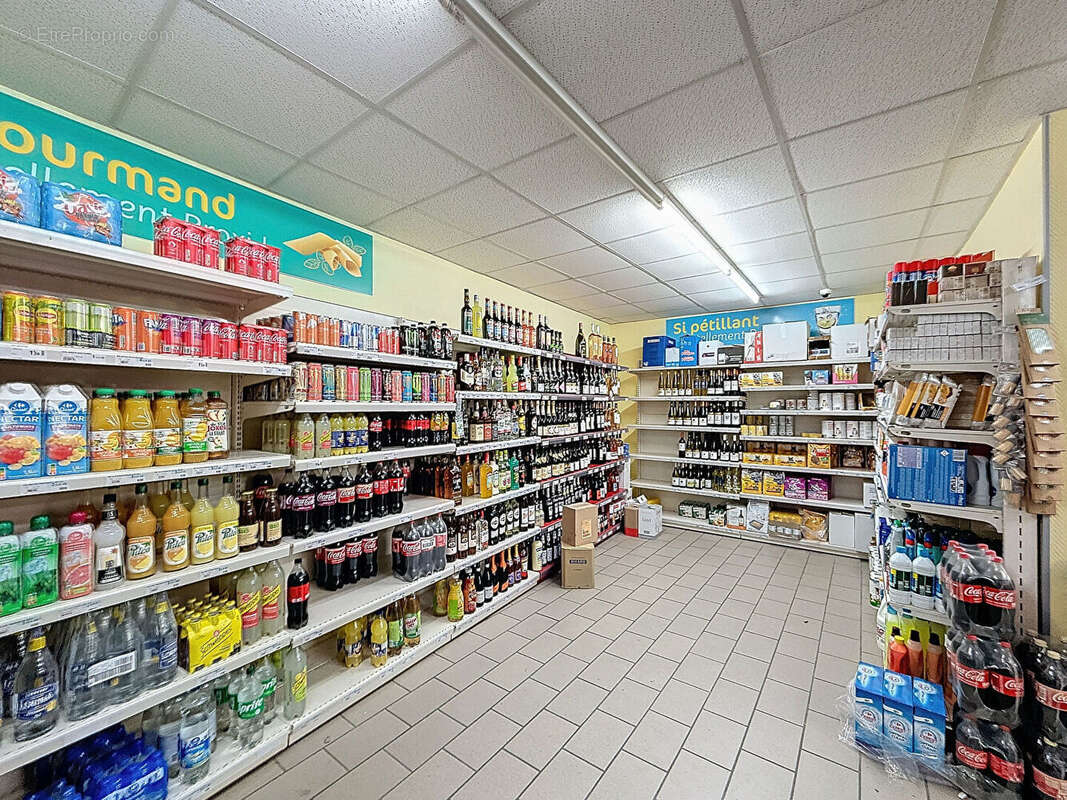 Commerce à CHARANTONNAY