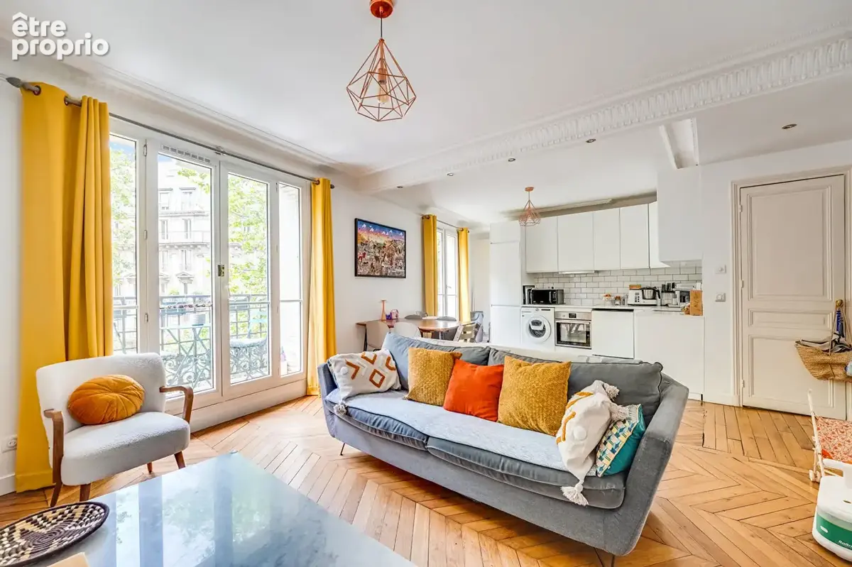Appartement à PARIS-18E