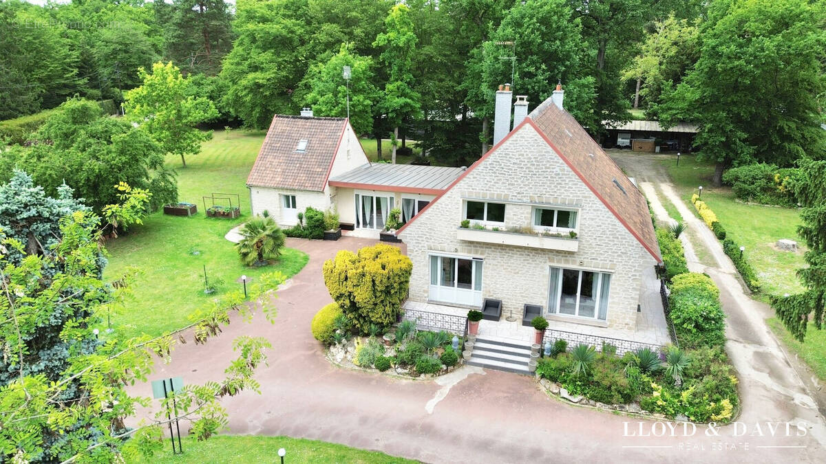 Maison à LAMORLAYE