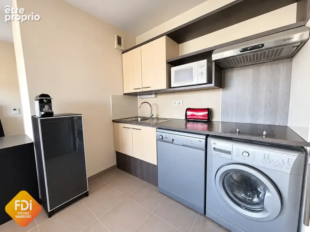 Port Marianne - T2 + parking - 44m2 - photo 5
