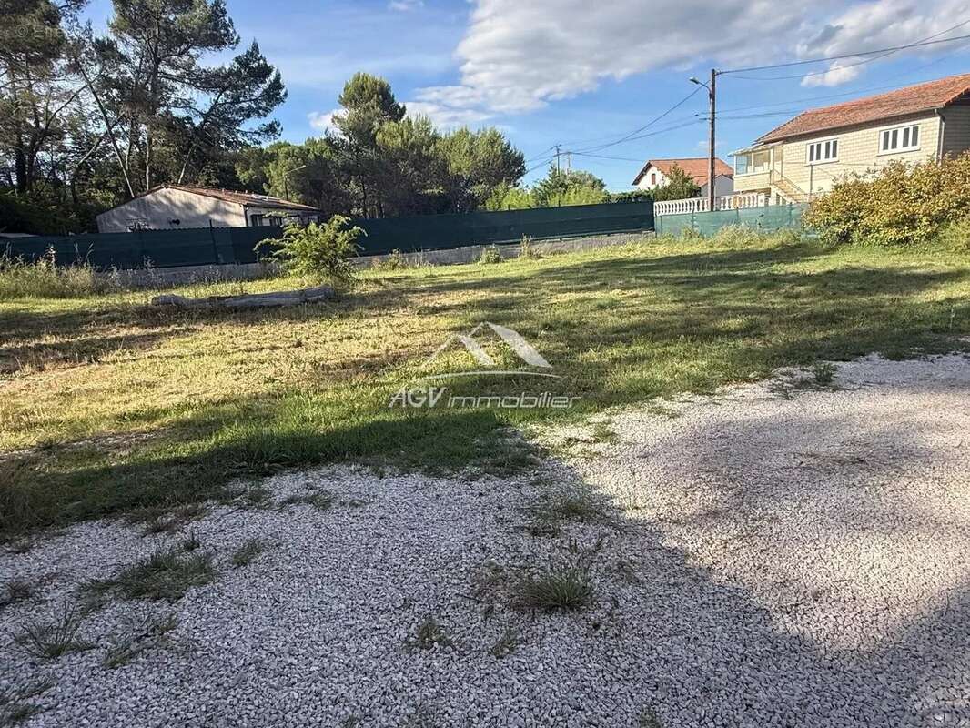 Proche Servas  , au calme , sans vis à vis maison sur 2400 m² de terrain - photo 12