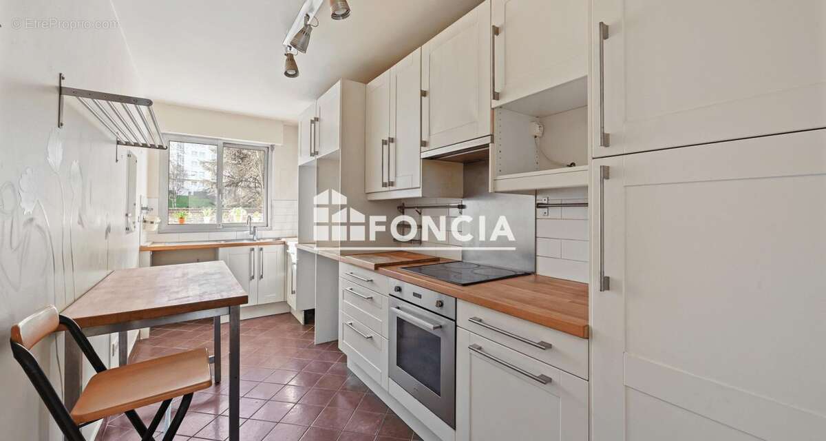 Appartement à SEVRES
