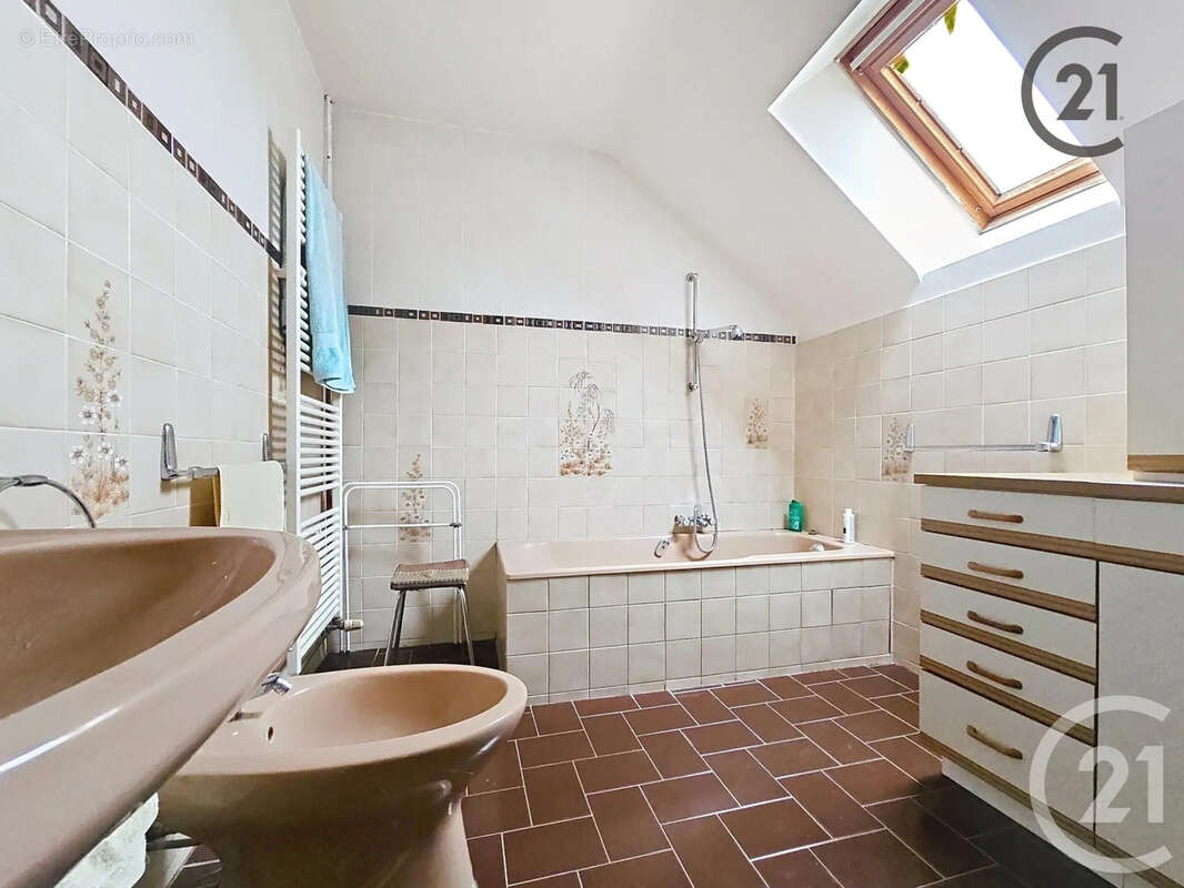 Maison à VILLEMEREUIL