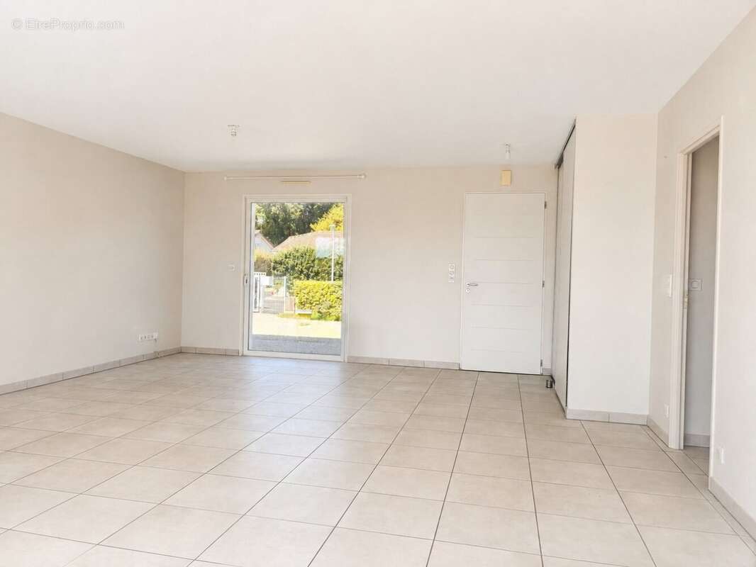 SAINT-YRIEIX - Pavillon plain-pied de 2015 - photo 3