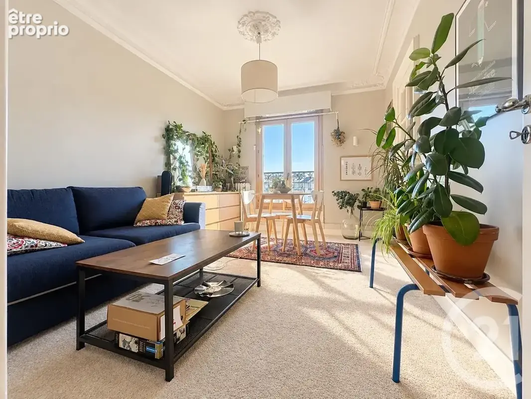 Appartement à PARIS-20E