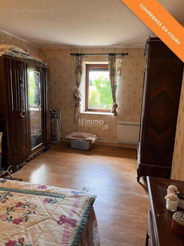 Maison à LONGUEVILLE