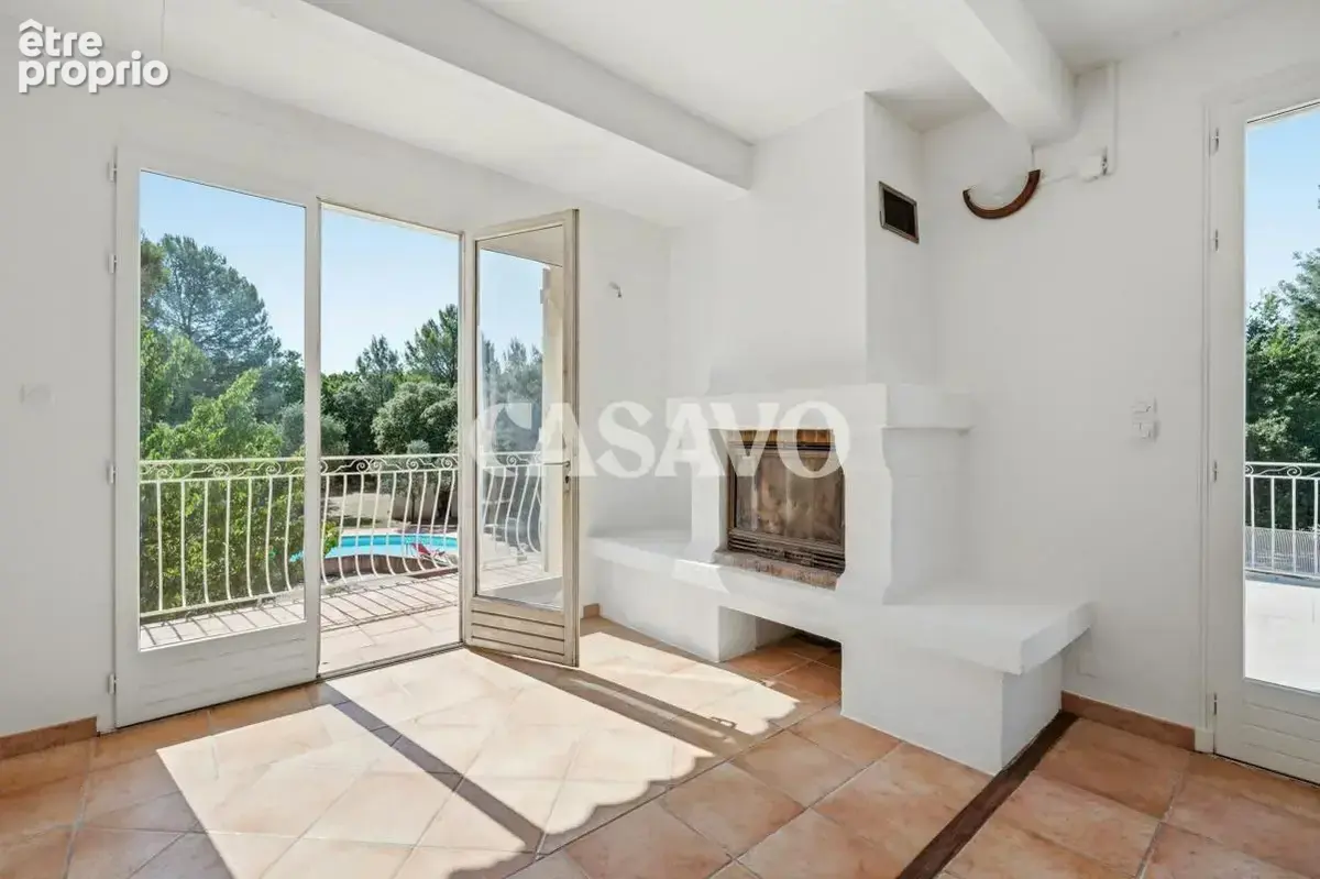Vente Maison 8 pièces de 236m² - 13760 Saint-Cannat - photo 13