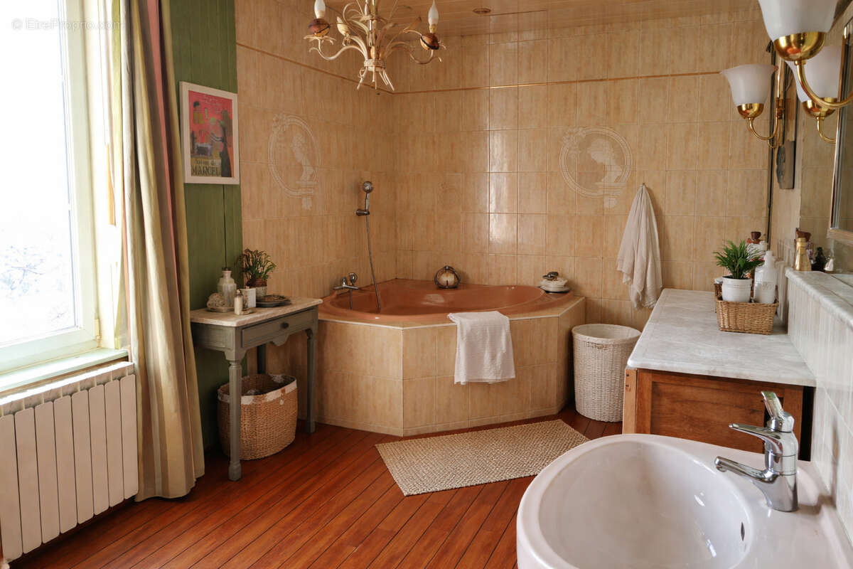 Maison à MONT-SUR-MEURTHE